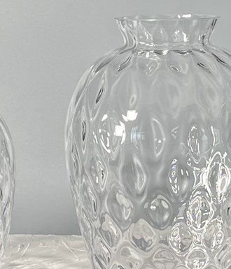 STRAWBERRY VASE